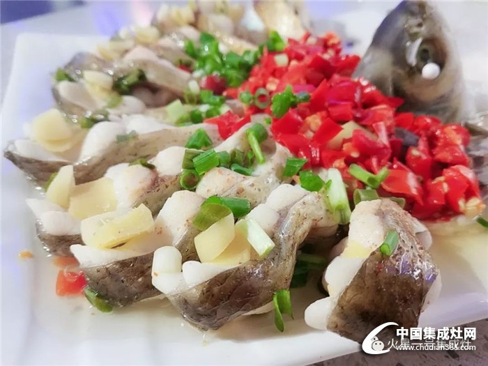 想吃蒸魚(yú)沒(méi)辦法？火星一號(hào)教你做色香味俱全的開(kāi)屏魚(yú) 